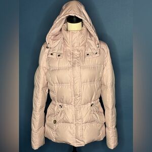 Stylish Puffer Jacket, Hood, interior mesh pockets, exterior pockets with flaps
